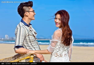 海邊微笑的情侶婚紗攝影圖片免費下載 編號3133515 紅動網(wǎng)